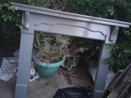 Photo of free Fire surround and hearth (Moldgreen HD5) #1