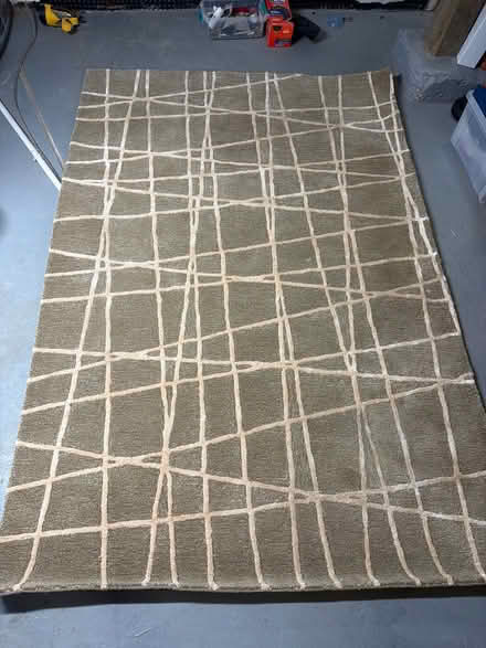 Photo of free 5x8 wool rug (DuPont Circle) #1