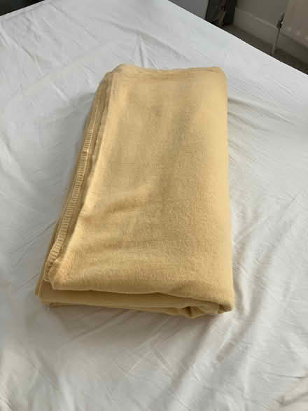 Photo of free Woollen blanket (Kemptown BN2) #2