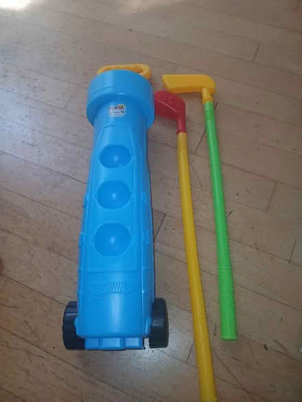 Photo of free Kiddies golf set (Parkhead EH11) #1