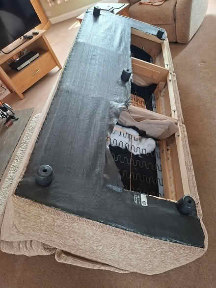 Photo of free 3 & 2 seater settees (HU10) #3