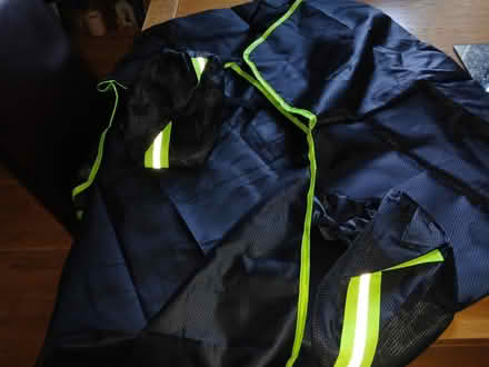 Photo of free Car cover for small car (Parkhead EH11) #1