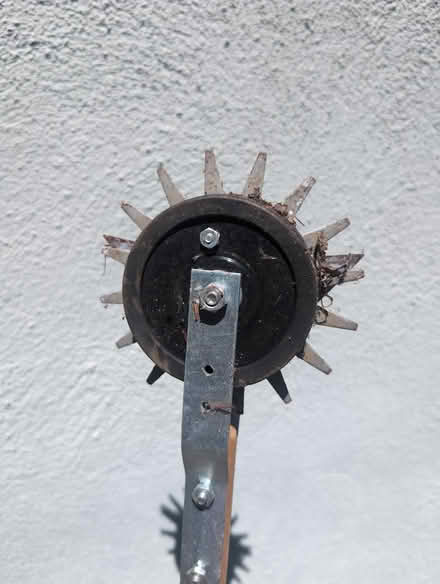 Photo of free Garden/Lawn Edger Tool (Mountain View, Los Altos) #1