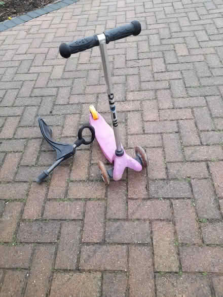 Photo of free Micro Scooter pink (Cuffley EN6) #1