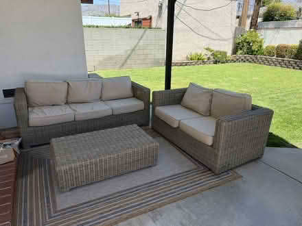 Photo of free 6 piece Patio Furniture Set (Burbank (by the Costco)) #1