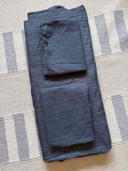 Photo of free Dark blue king size duvet cover and pillow set (Lower Walkley S6) #1