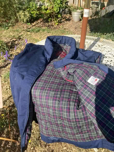 Photo of free 2 work gilets XXL (Stanford-Le-Hope SS17) #1