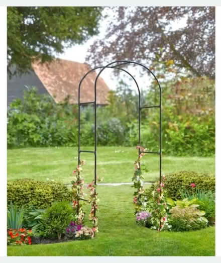 Photo of Garden arch trellis (Granton EH5) #1