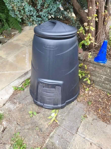 Photo of free Compost bin (Norton Lees S8) #1