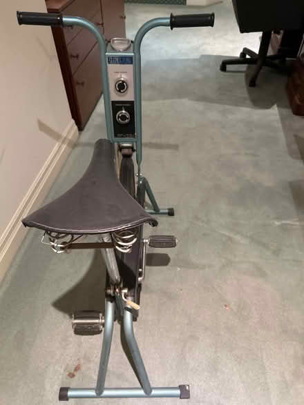 Photo of free Stationary bike (Richmond Hill) #1
