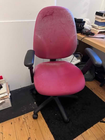 Photo of free Desk chair (Walthamstow) #1