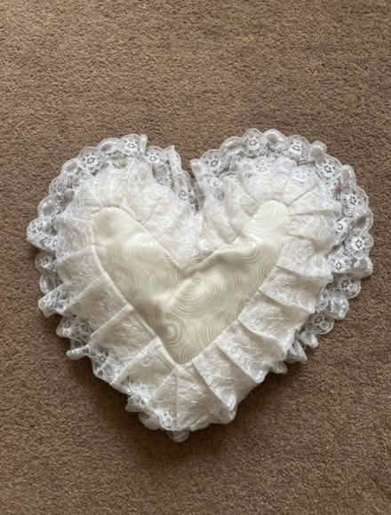 Photo of free Heart cushion (Temple Fortune, NW11) #1