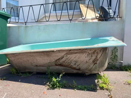 Photo of free Cast iron bath (Brighton) #1