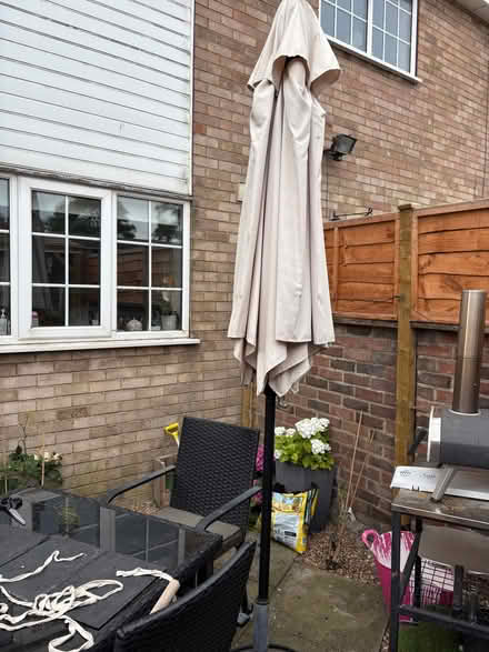 Photo of free Garden parasol (Castlethorpe DN20) #1
