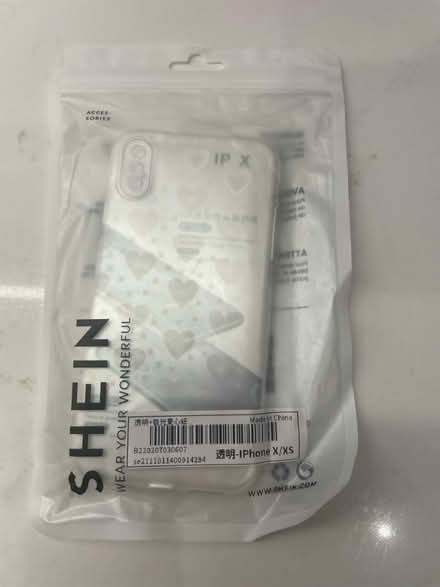 Photo of free 🆕 SHEIN iPhone X/xs case (Bayview/highway 7) #1