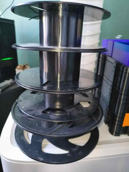 Photo of free 4 empty 3d printing filament spools (Common Edge FY4) #2