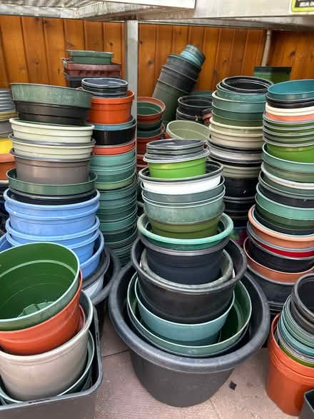 Photo of free Plant pots (Richmond Hill) #1