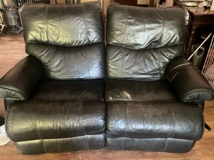 Photo of free Black Leather Recliner 3 2 Seater (Epsom KT17) #4