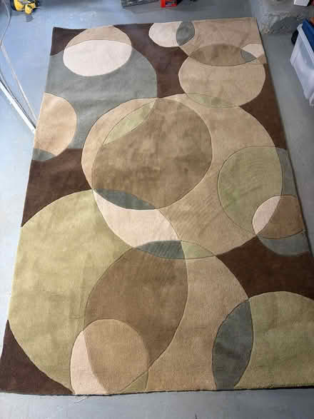 Photo of free 6x9 all world art deco rug (DuPont Circle) #1