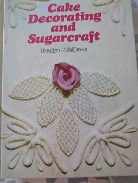 Photo of free Cake Decorating Book (Parson Cross S5) #1