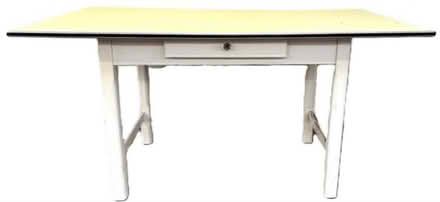 Photo of free 1960s Formica kitchen table (Dh8) #1