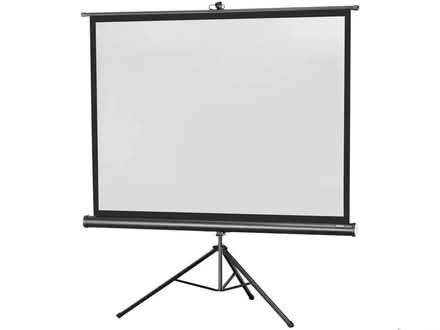Photo of Projector screen with stand (Seven Dials BN1) #1