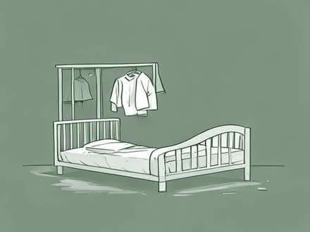 Photo of Bed, closet, crib for a child (Hackney Downs E5) #1