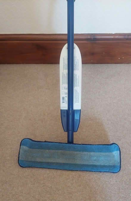 Photo of free Bona floor mop (Fleet GU51) #3