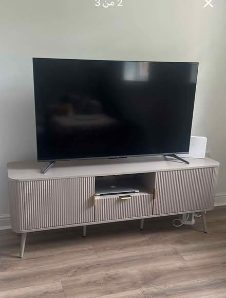 Photo of TV stand like this, or even smaller (Neepsend S3) #1