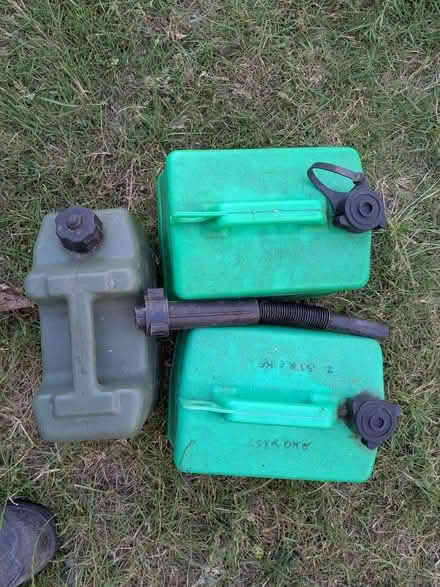 Photo of free petrol bottles, empty (Middleton on Sea PO22) #1