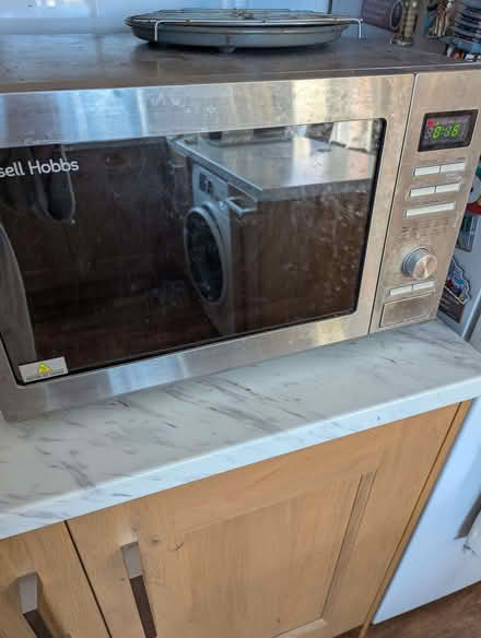 Photo of free Working microwave (Whoberley CV5) #1