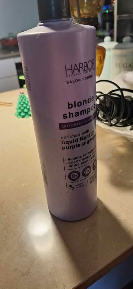 Photo of free Blonde shampoo (TW8) #2