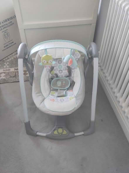 Photo of free Baby Rocker (HP4 - Berkhamsted) #1
