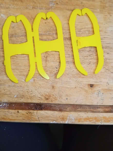 Photo of free 3 wool holders (New Park HG1) #1