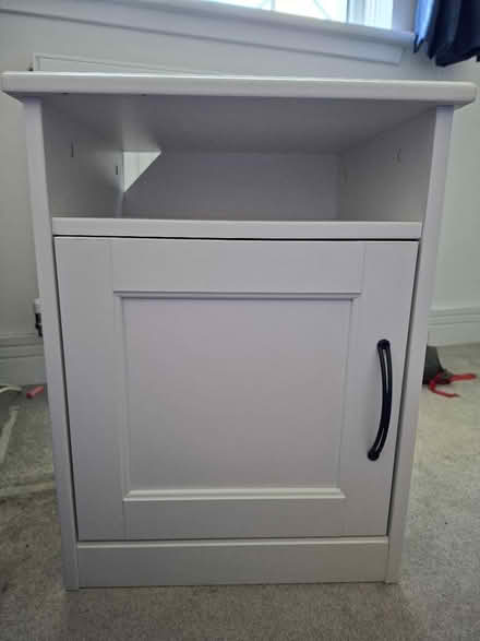 Photo of free White bedside table with cupboard (AB22) #1