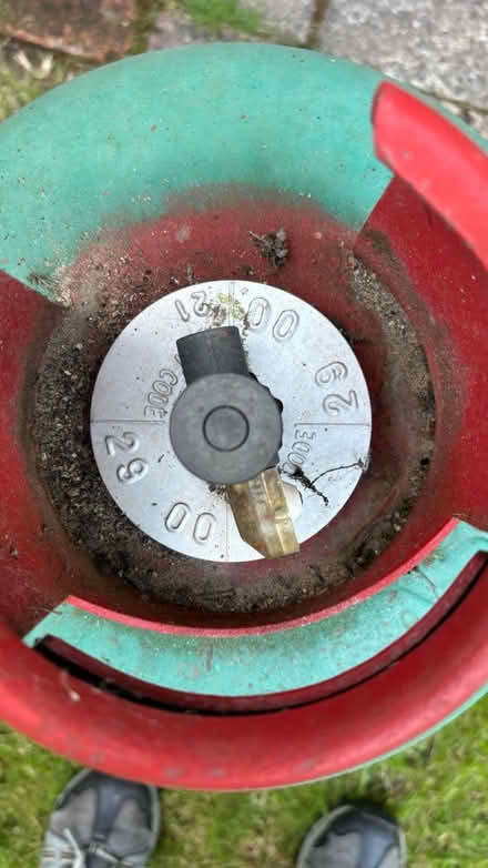 Photo of free Gas canister for BBQ (Leith EH6) #2