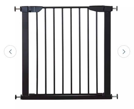 Photo of Pressure gate for doorway / stairs (Stirling FK7) #1