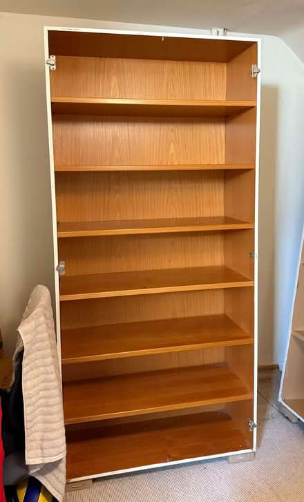 Photo of free wardrobe / clothes cuboard- big (Allerton L18) #3