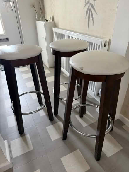 Photo of free 3 kitchen/bar stools (Prenton CH43) #1