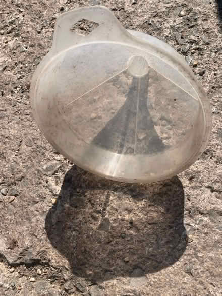 Photo of free plastic funnel (Blagdon BS40) #1