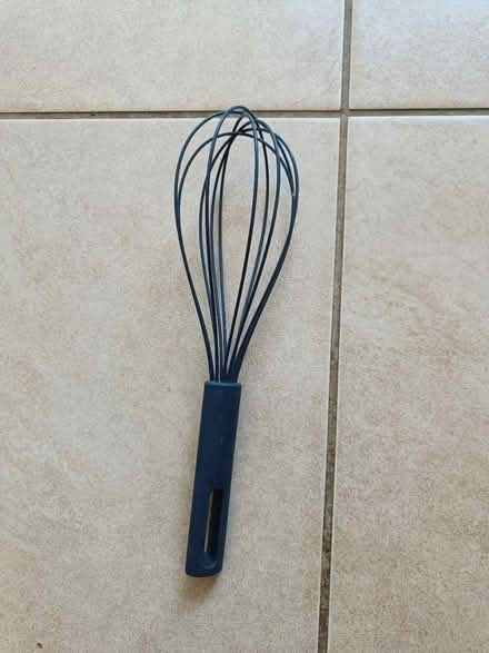 Photo of free 1 silicone Wisk (Letchworth SG6) #1