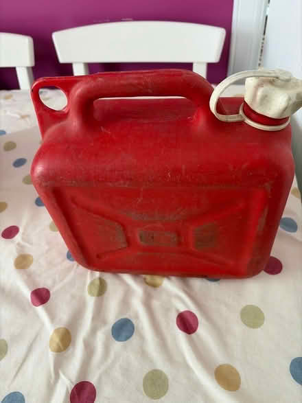 Photo of free Plastic fuel can (Rosemount AB25) #1