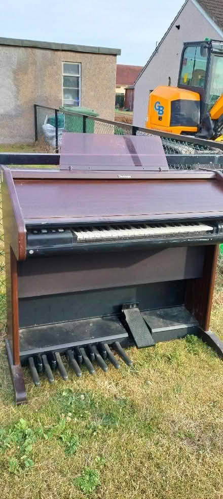 Photo of free Dusty old technics upright electric organ/keyboard. (Longniddry EH32) #2