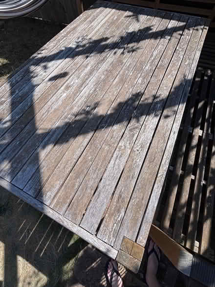 Photo of free Outdoor table and benches (Leighton Buzzard LU7) #4
