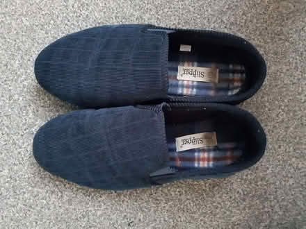 Photo of free Mens Size 11 Slippers Little Used (Bournemouth BH1) #1