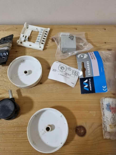 Photo of free Bits & bobs (SE20) #3