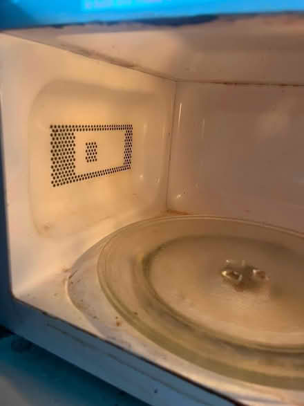 Photo of free Microwave (M3 7EB) #4