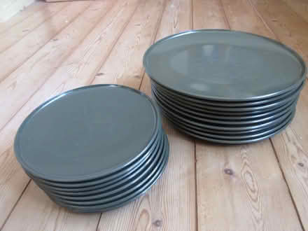 Photo of free Camping Plates Melamine Gaydon Ware 1960s (Downend GL6) #3