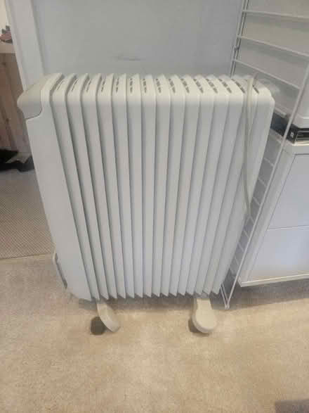 Photo of free Portable Radiator (Sw18 4hg) #1