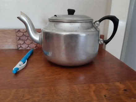 Photo of free 9 metal teapots (Woodseats S8) #2